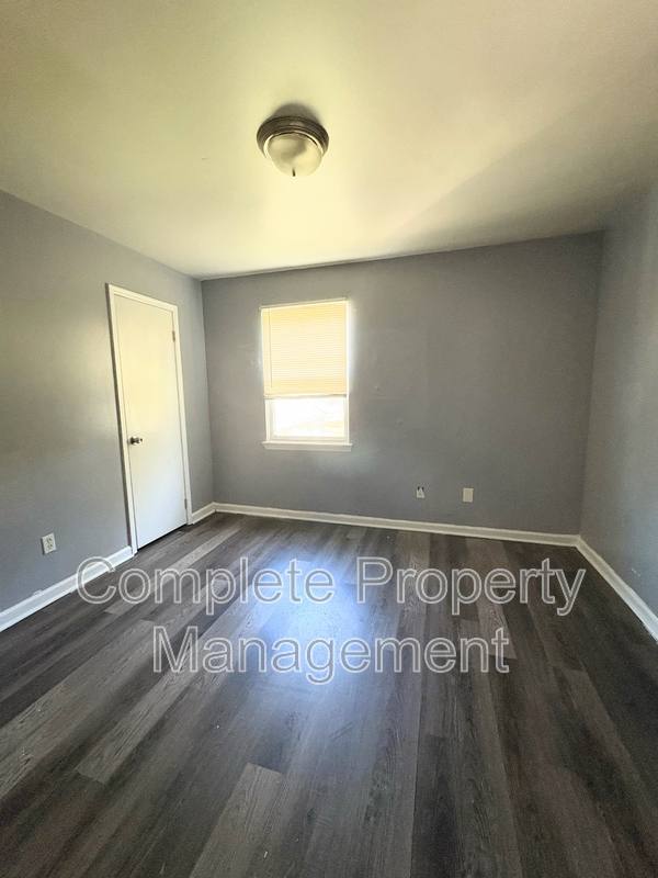 Apartment for rent at 409 Oporto Madrid Blvd #J, Birmingham, AL 35206