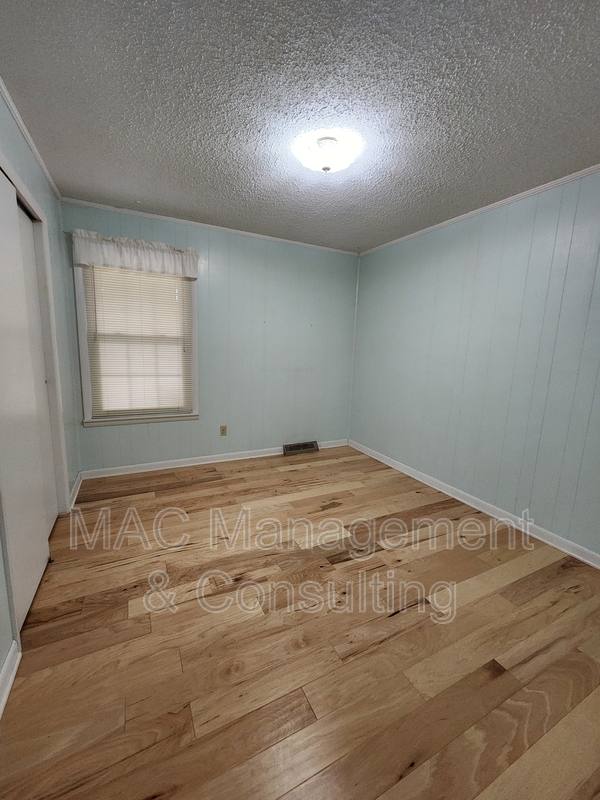 House for rent at 4914 S Grundy Quarles Highway, Bloomington Springs, TN 38545