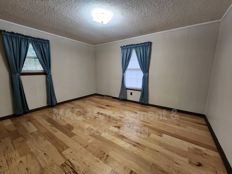House for rent at 4914 S Grundy Quarles Highway, Bloomington Springs, TN 38545