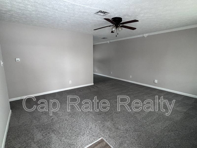 House for rent at 4003 Carlton Ave, Columbus, OH 43227