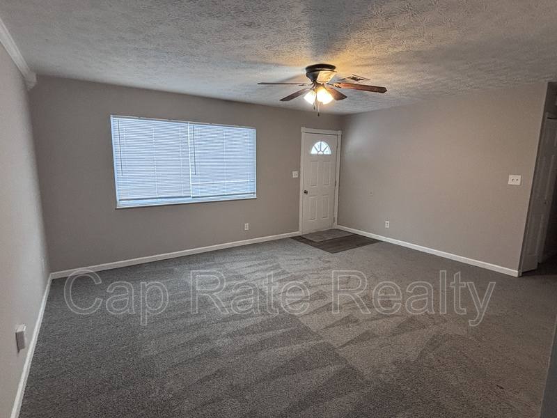 House for rent at 4003 Carlton Ave, Columbus, OH 43227