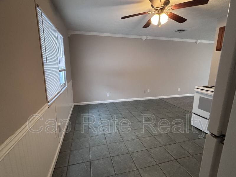 House for rent at 4003 Carlton Ave, Columbus, OH 43227
