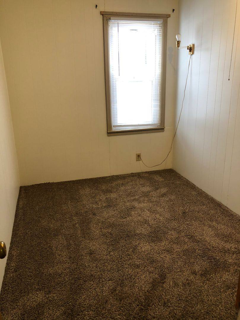 Apartment for rent at 1120 6th Ave NE, Minot, ND 58703