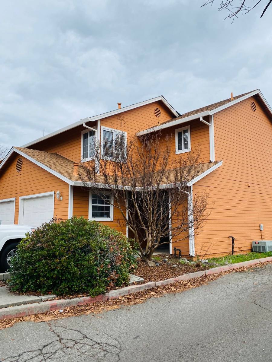 Townhouse for rent at 1717 Eaton Rd, Chico, CA 95973