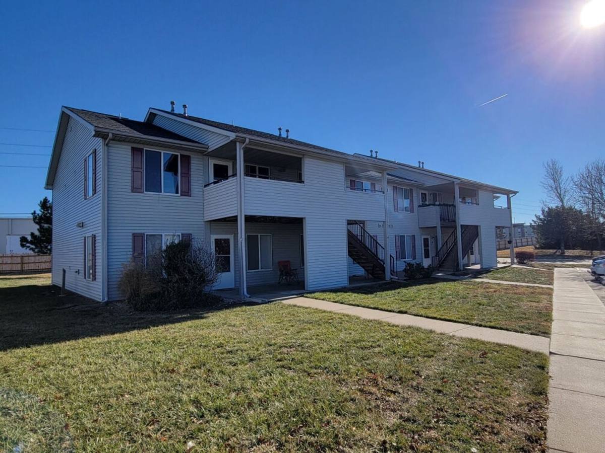 Townhouse for rent at 2935 W 24th Ave, Emporia, KS 66801