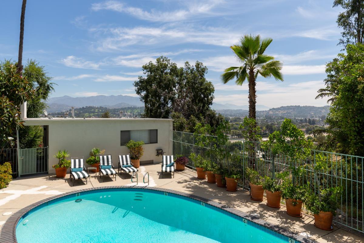 Apartment for rent at 2849 Waverly Dr #3, Los Angeles, CA 90039