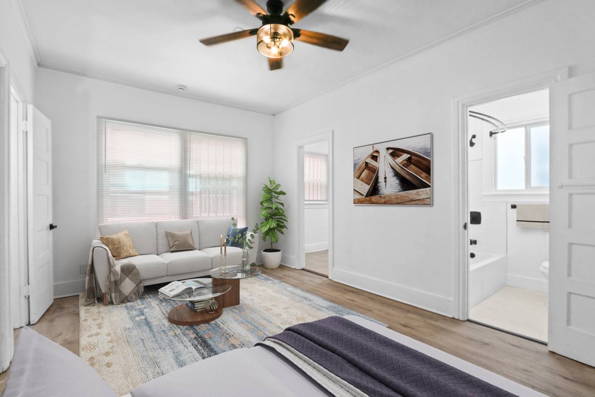 Apartment for rent at 1344 4th St #7, Los Angeles, CA 90017