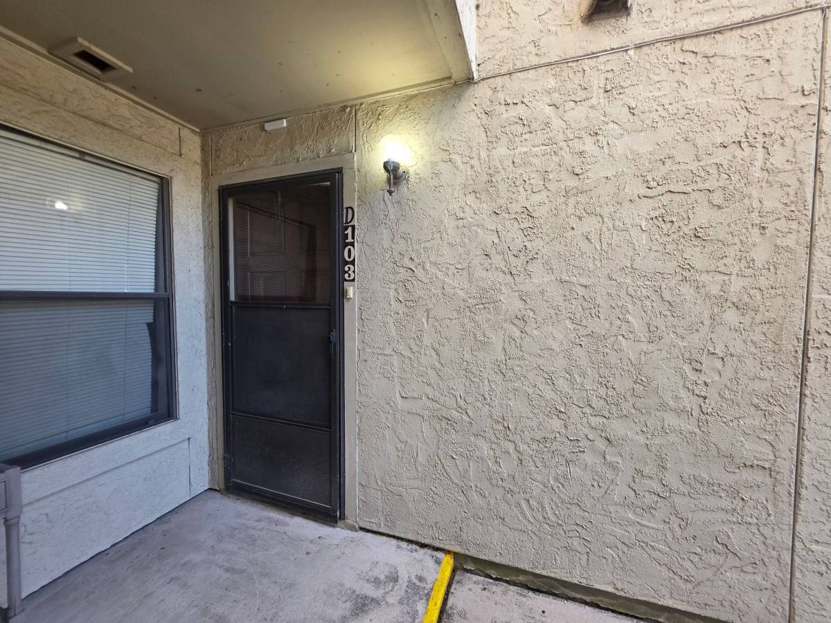Condo for rent at 5322 Medical Dr, San Antonio, TX 78240