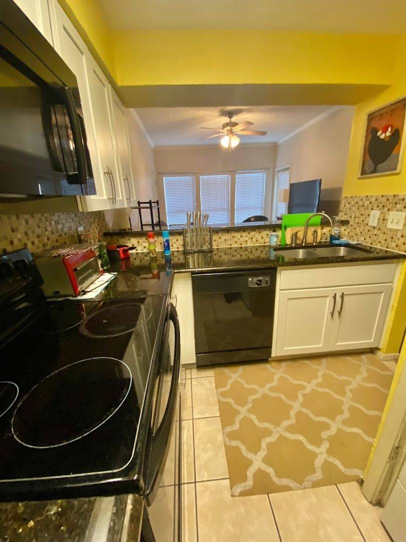 Apartment for rent at 807 W 25th St, Austin, TX 78705
