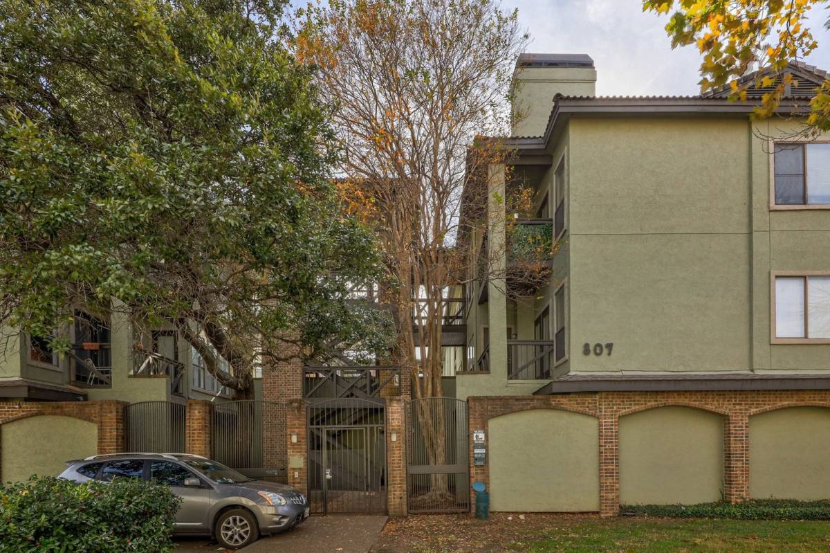 Apartment for rent at 807 W 25th St, Austin, TX 78705