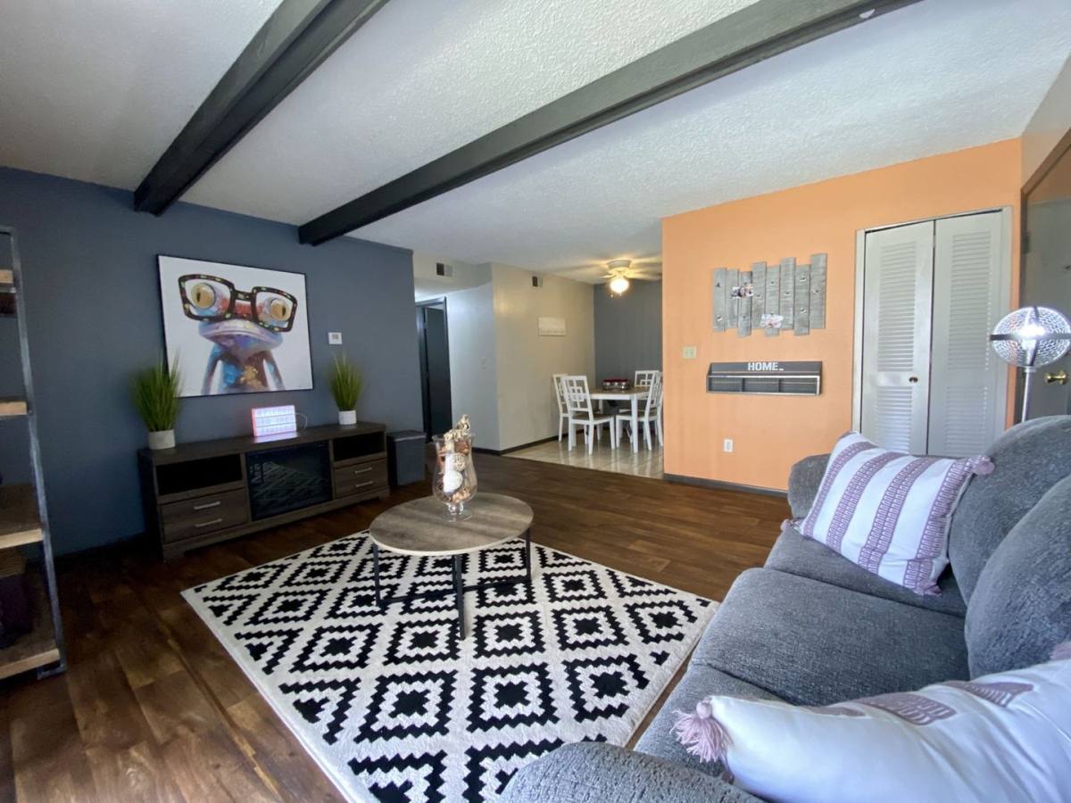 Apartment for rent at 5400 E 21st St, Wichita, KS 67208