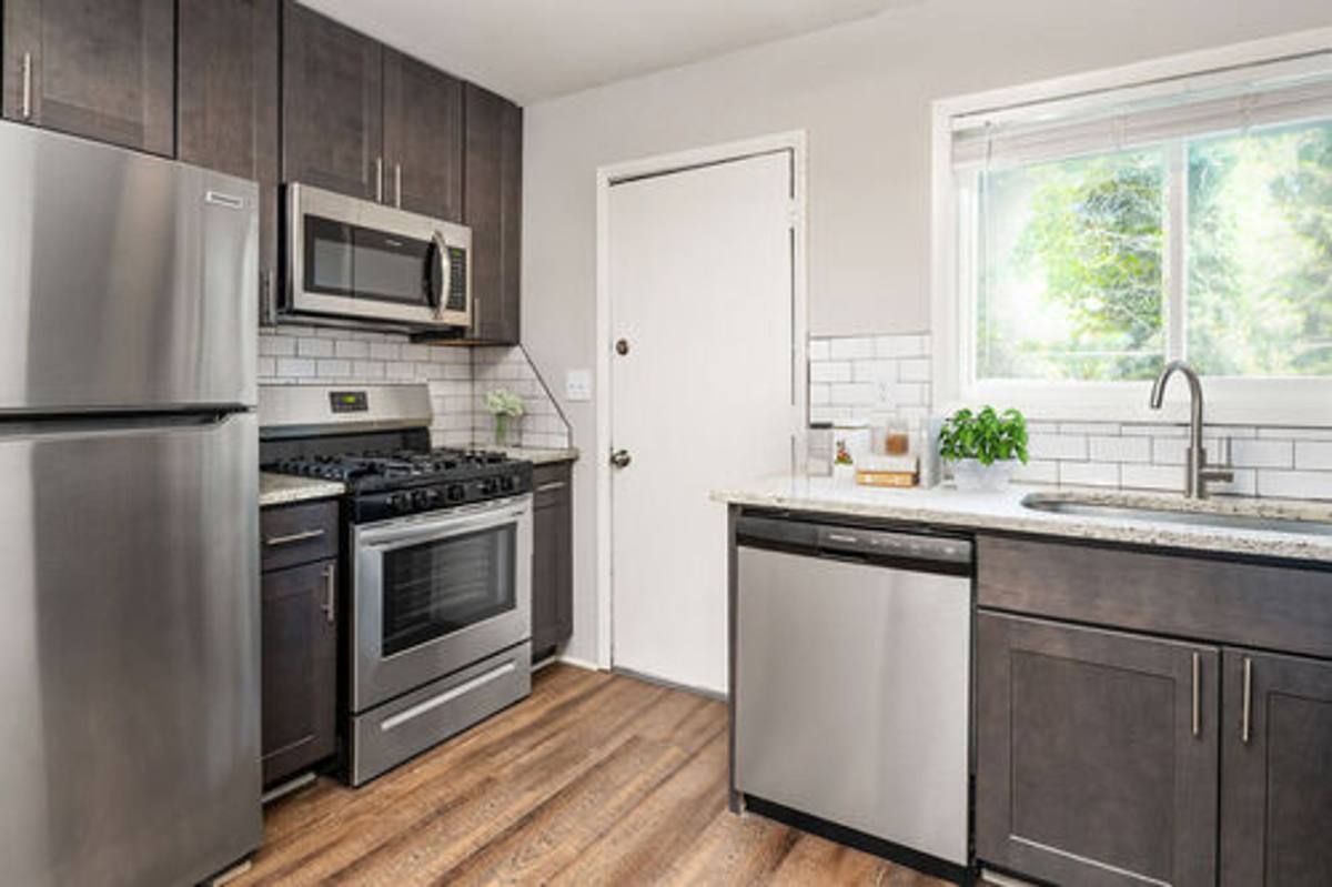 Apartment for rent at 245 Candler Rd SE, Atlanta, GA 30317