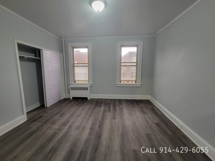 Apartment for rent at 160 Waverly St, Yonkers, NY 10701