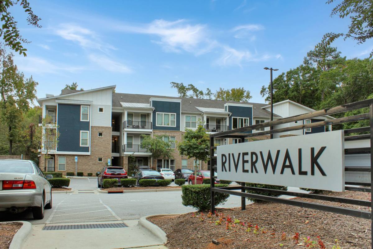 Apartment for rent at 3013 Avent Ferry Rd, Raleigh, NC 27606
