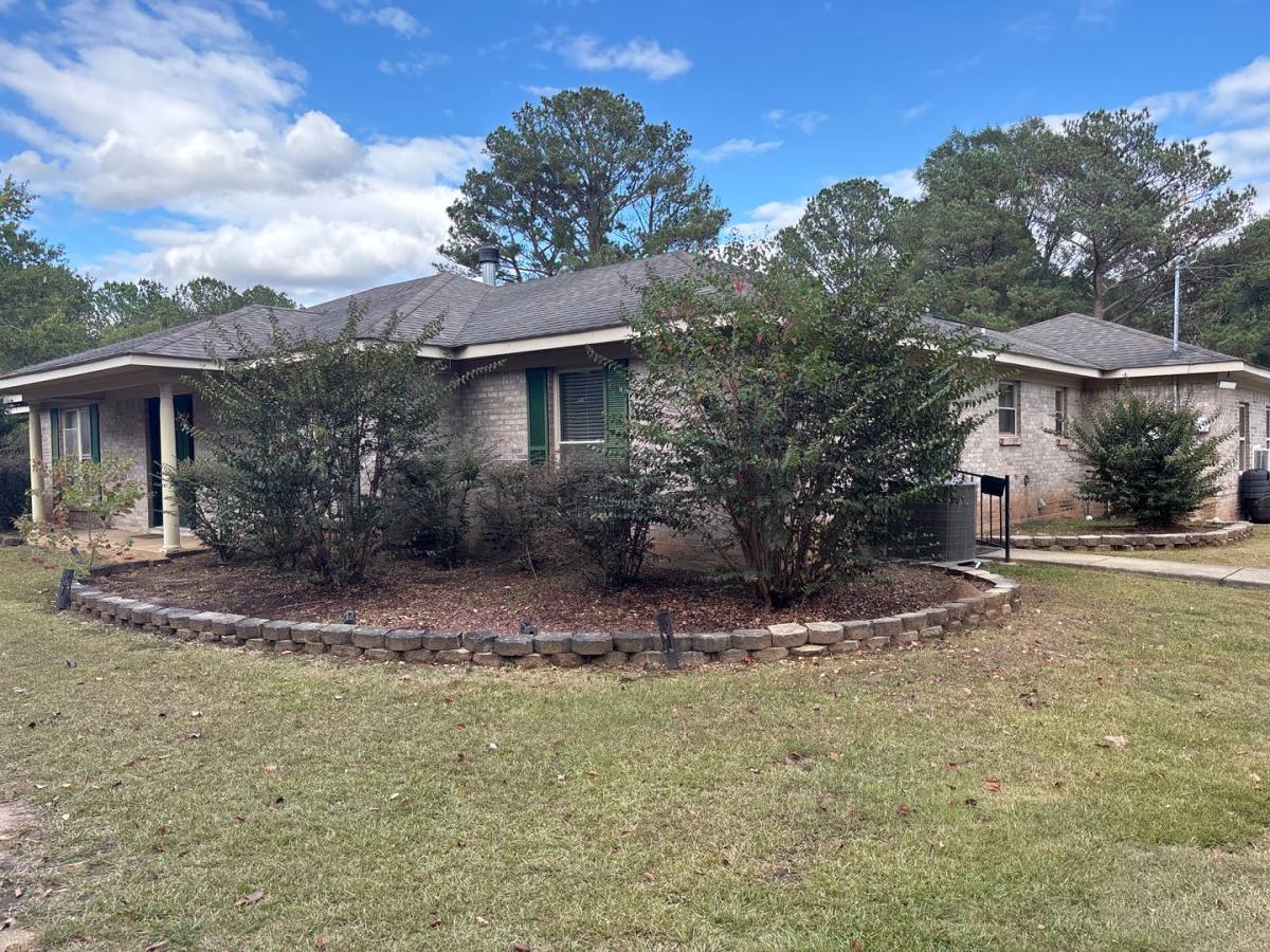 House for rent at 5175 Patterson Rd, Montgomery, AL 36116