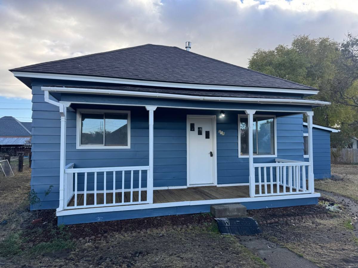 House for rent at 308 Pacific St, Ellensburg, WA 98926