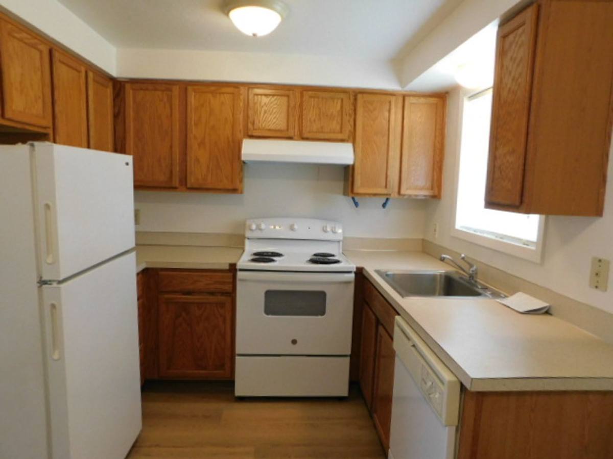 Apartment for rent at 4352 10th Court SE, Salem, OR 97302