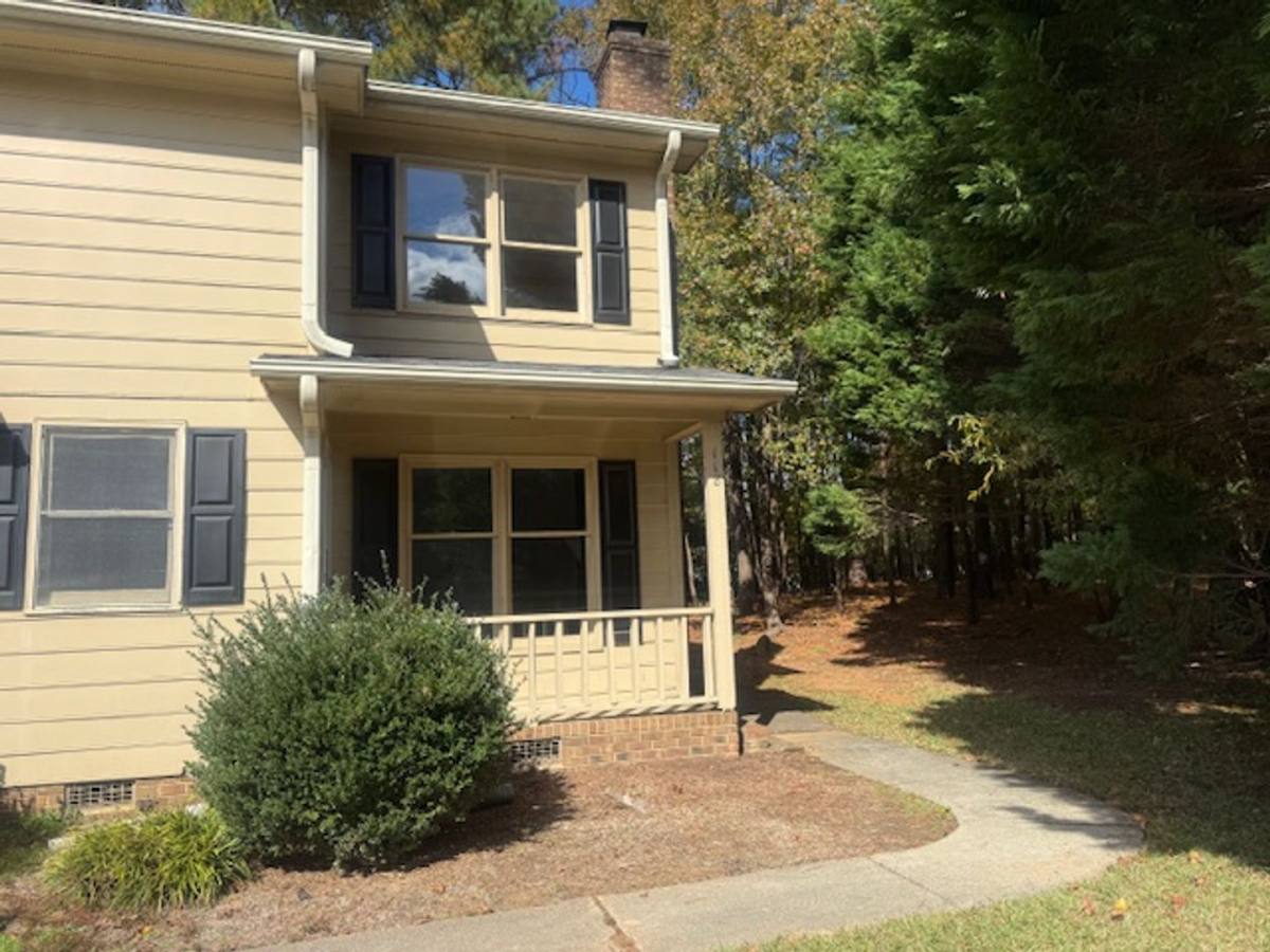 Apartment for rent at 118-122 Chatham Woods Dr, Cary, NC 27511