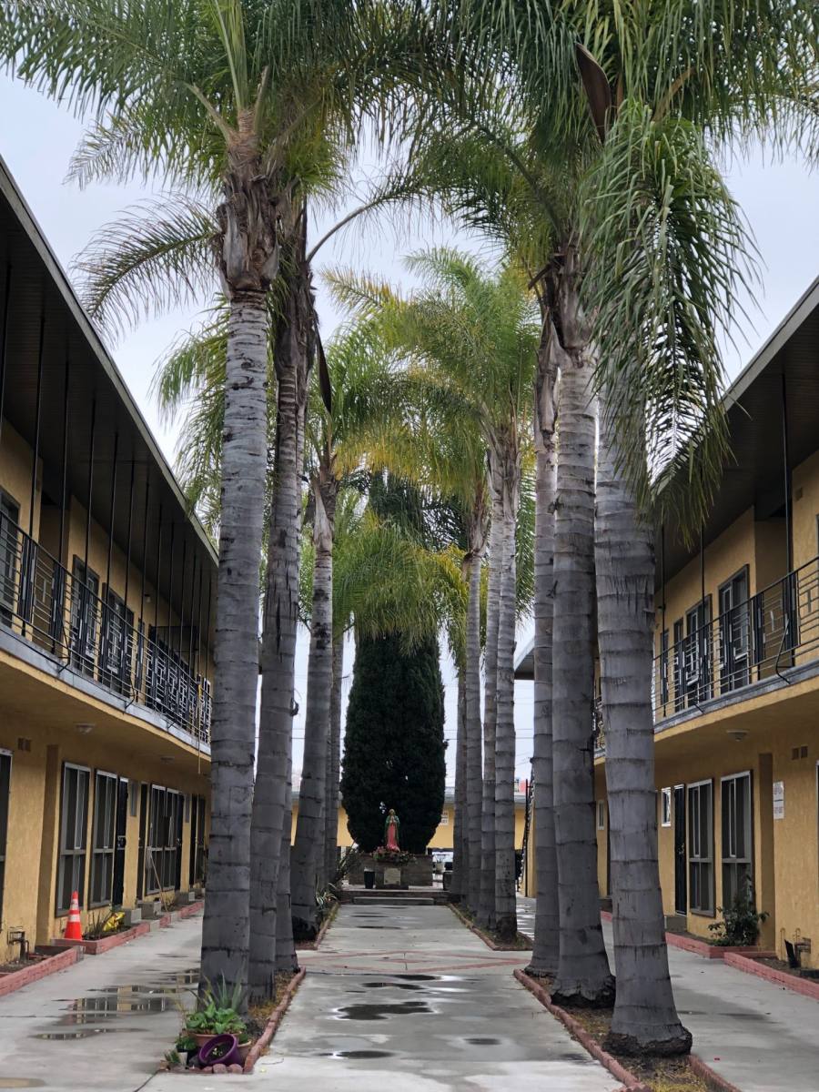 Apartment for rent at 14614 & 14618 Chadron Ave, Gardena, CA 90249