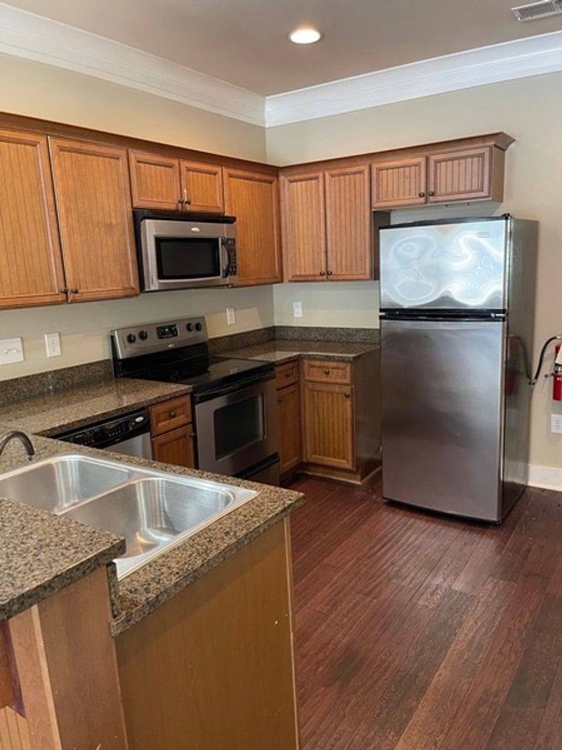 Apartment for rent at 101-1011 W Lane, Clemson, SC 29631