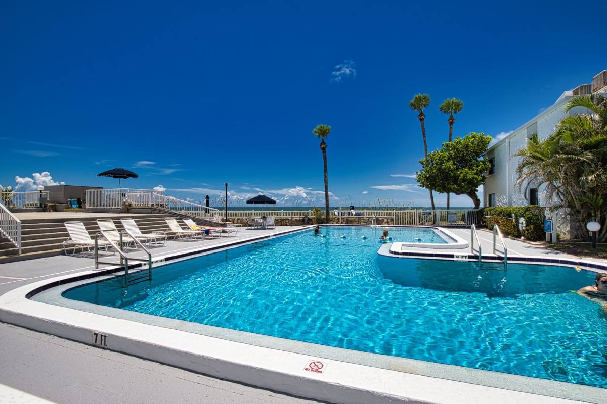 Condo for rent at 1555 Tarpon Center Dr, Venice, FL 34285