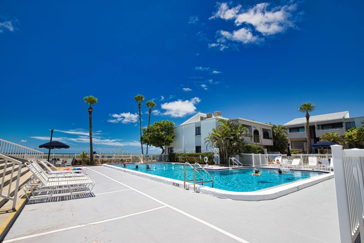Condo for rent at 1555 Tarpon Center Dr, Venice, FL 34285