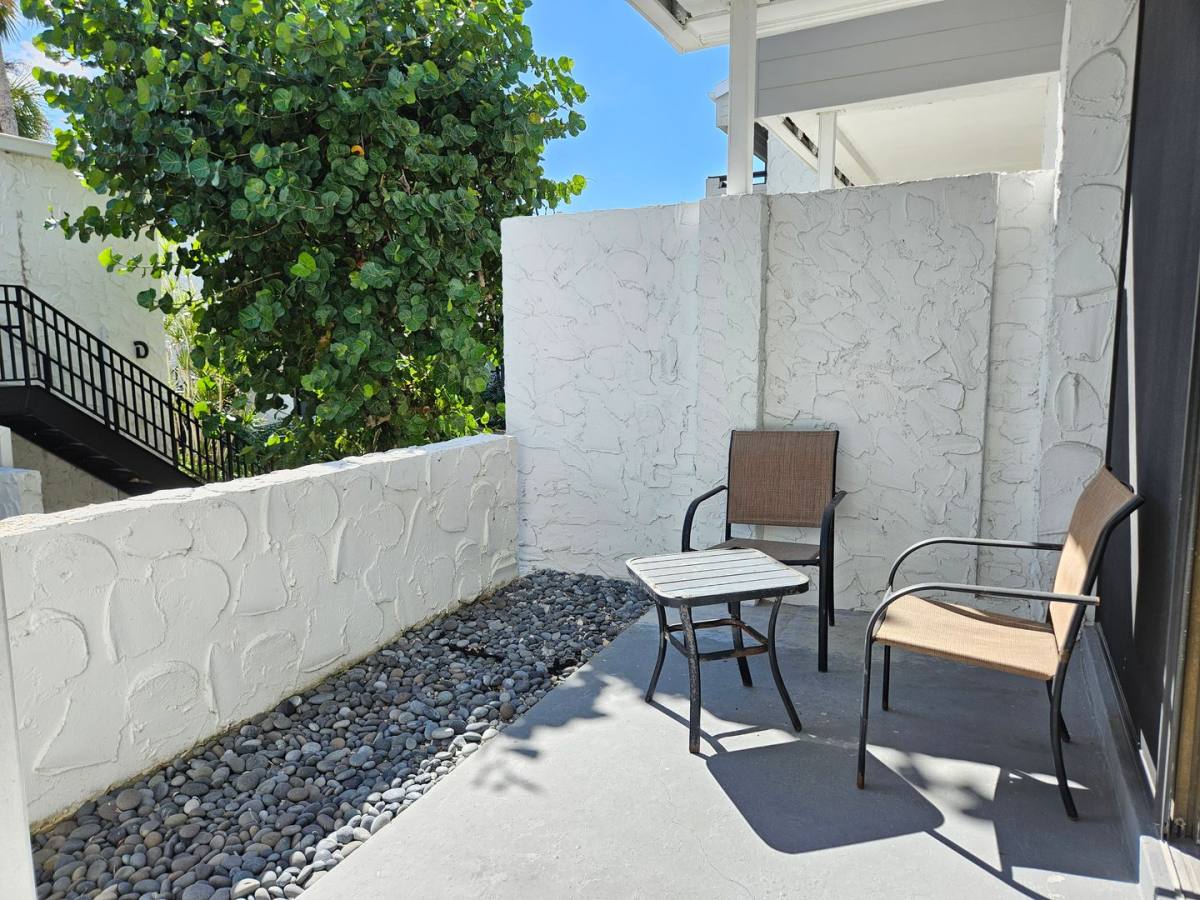 Condo for rent at 1555 Tarpon Center Dr, Venice, FL 34285