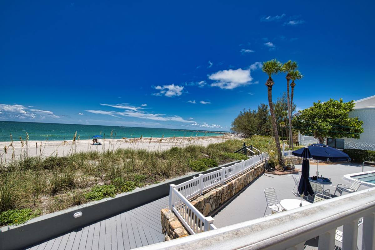 Condo for rent at 1555 Tarpon Center Dr, Venice, FL 34285