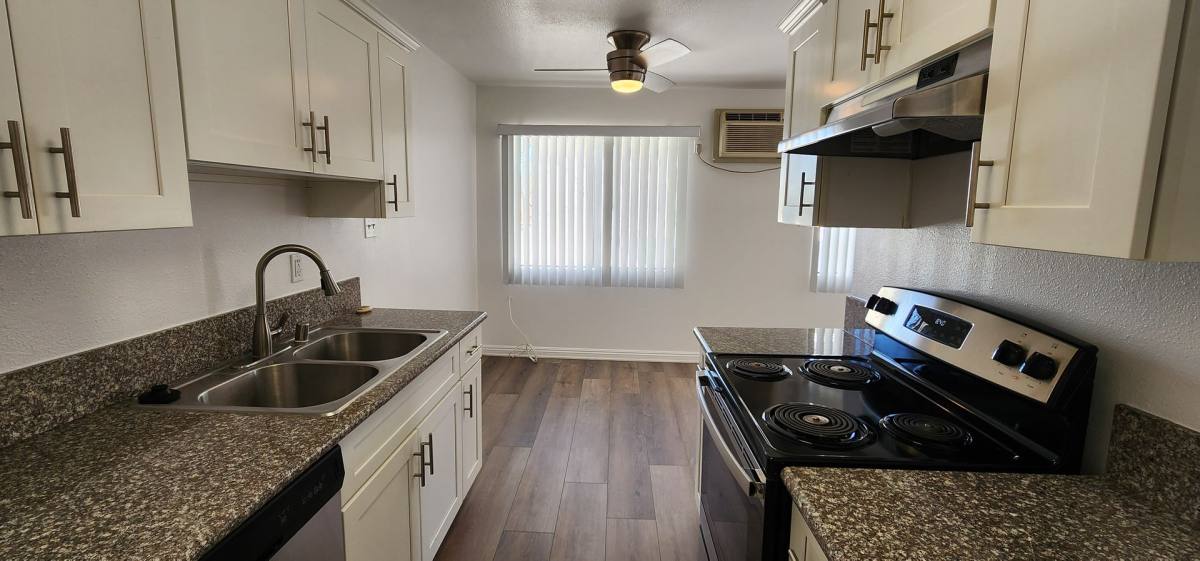 Apartment for rent at 14333 Helwig Ave, Norwalk, CA 90650