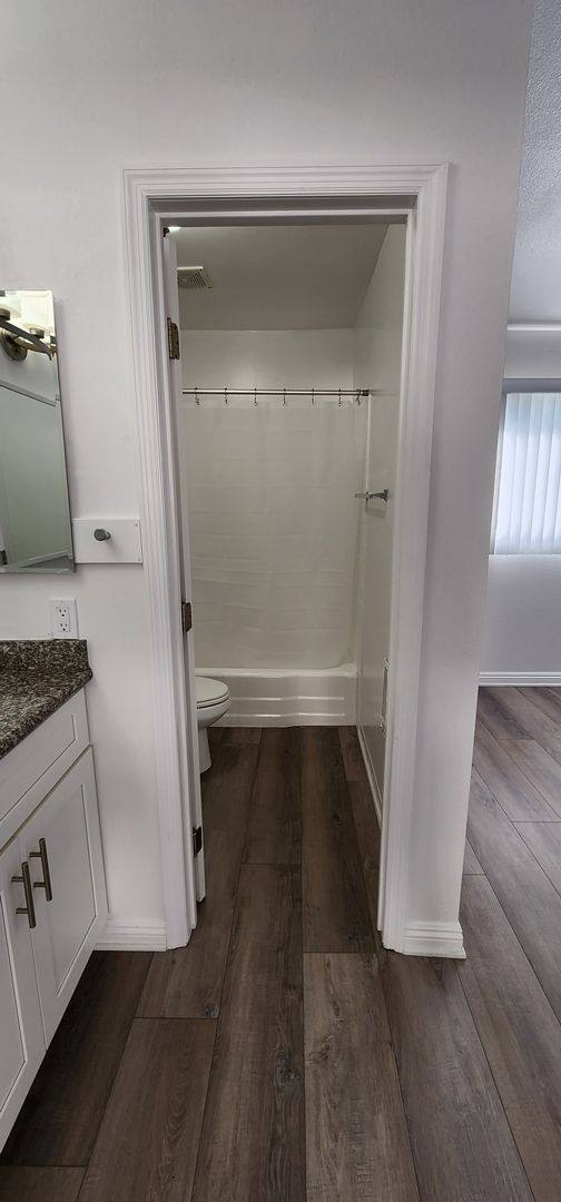 Apartment for rent at 14333 Helwig Ave, Norwalk, CA 90650