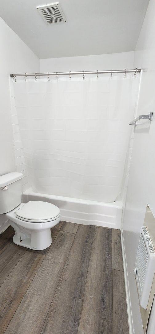 Apartment for rent at 14333 Helwig Ave, Norwalk, CA 90650