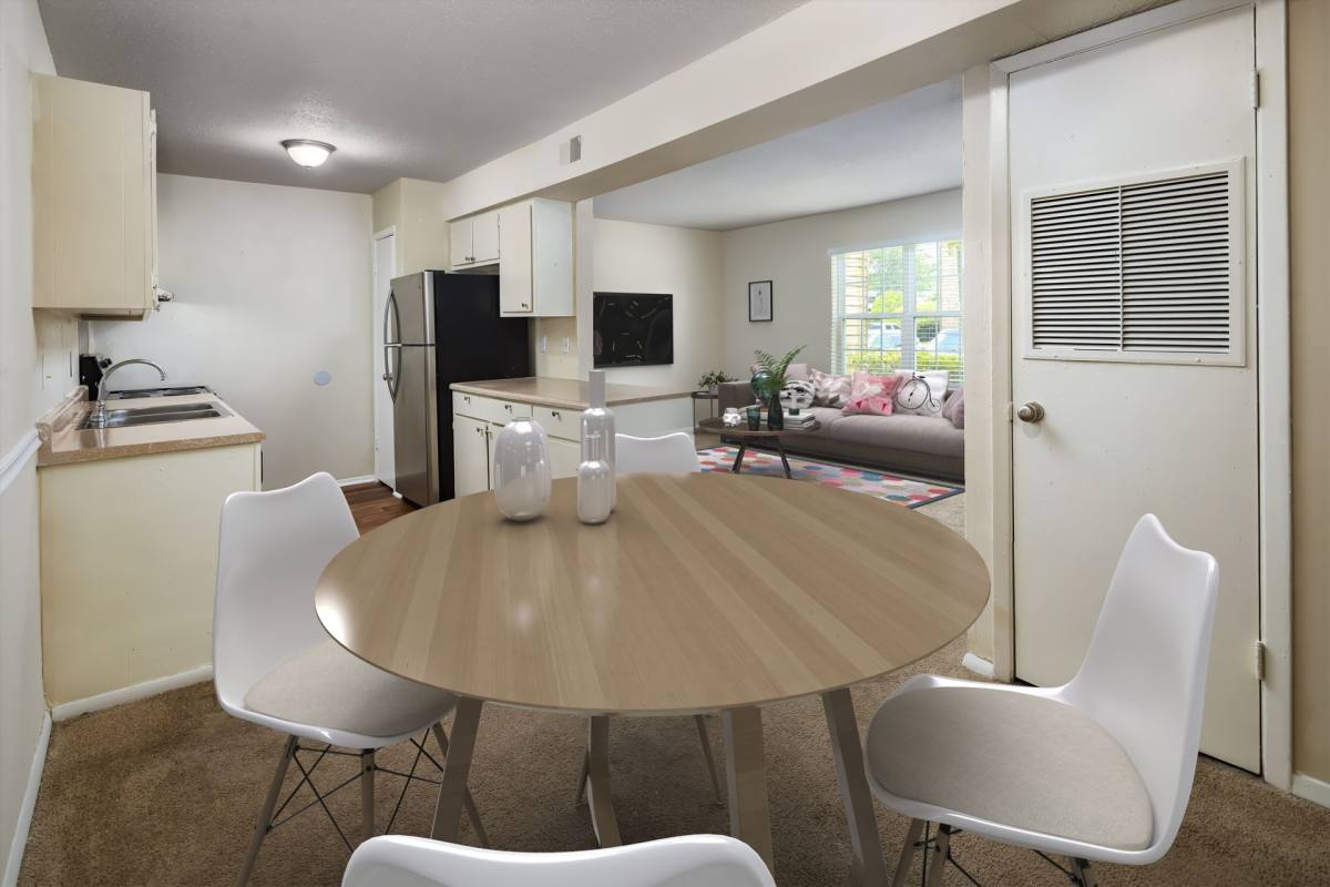 Apartment for rent at 1029 Shawnee St, Savannah, GA 31419