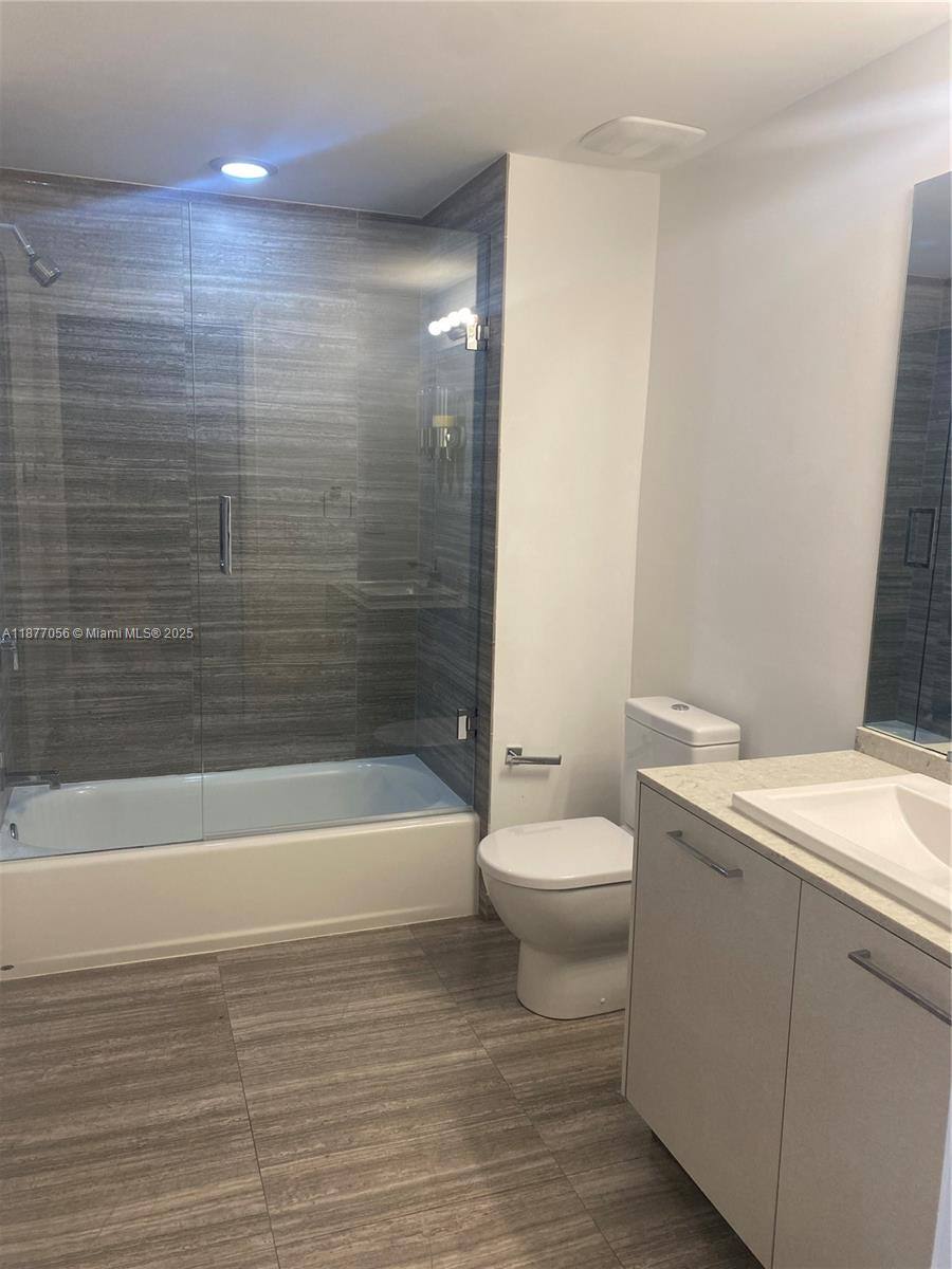 Apartment for rent at 1010 Brickell Ave #1502, Miami, FL 33131