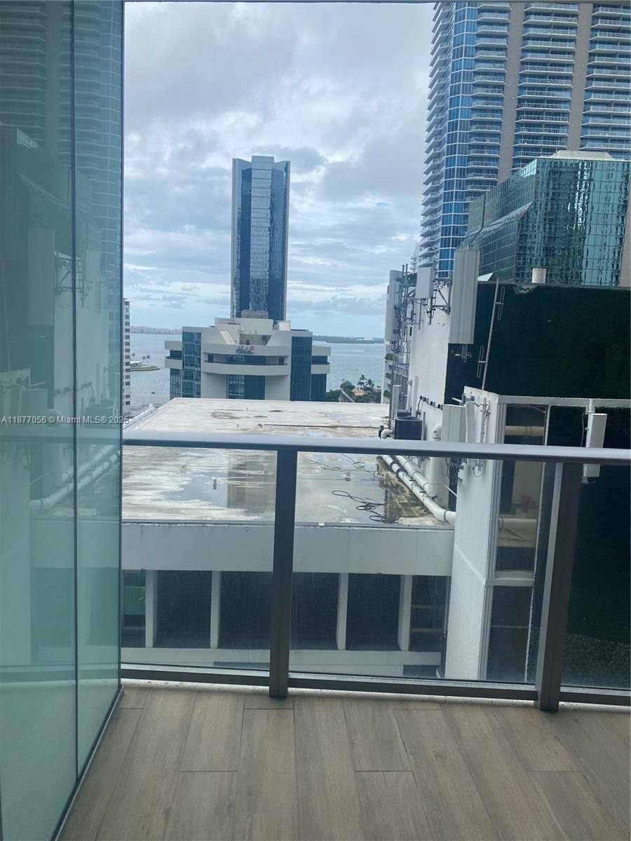 Apartment for rent at 1010 Brickell Ave #1502, Miami, FL 33131