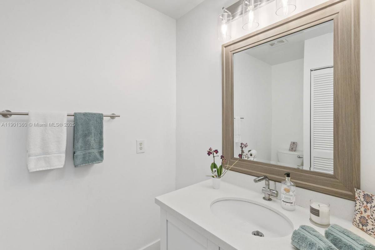 Townhouse for rent at 11389 NW 87th Ave #9, Miami, FL 33178