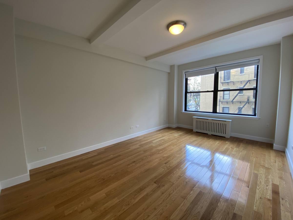 Apartment for rent at 400 E 58th St #14, New York, NY 10022