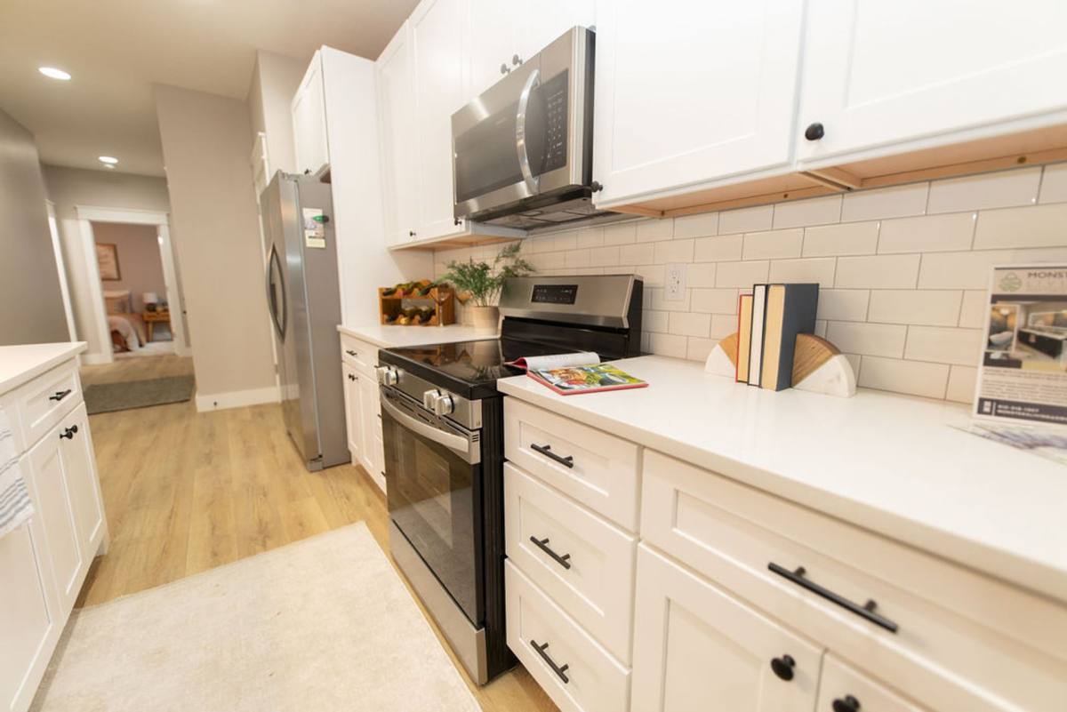 Townhouse for rent at 411 E 10th St, Bloomington, IN 47408
