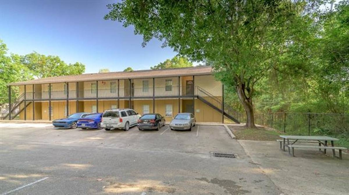 Apartment for rent at 101-103 Cactus St, Tallahassee, FL 32304