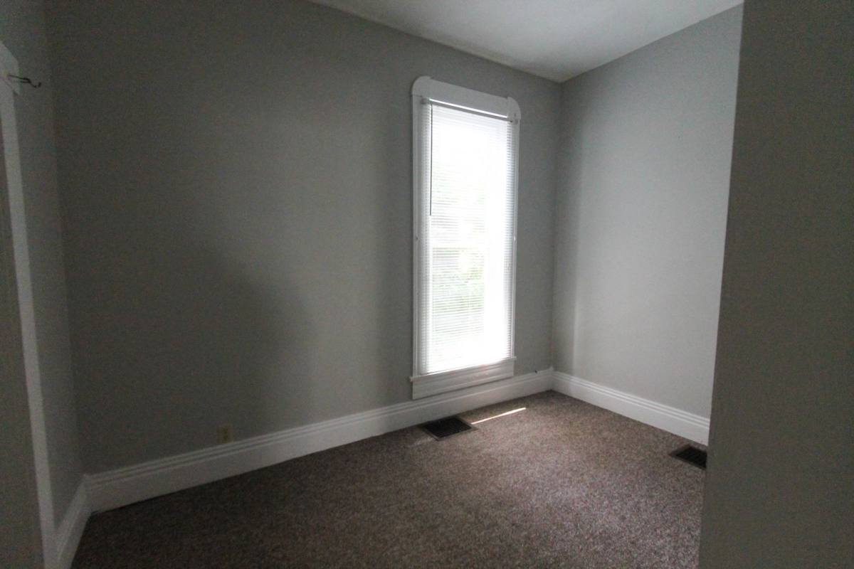 Apartment for rent at 830 W N St, Muncie, IN 47303