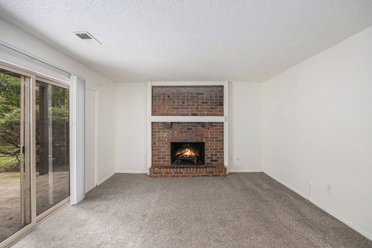Apartment for rent at 7005 N Bales Ave, Kansas City, MO 64119