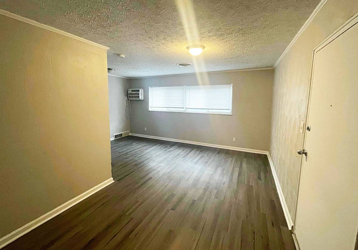 Apartment for rent at 563 Lowell Ave, Cincinnati, OH 45220