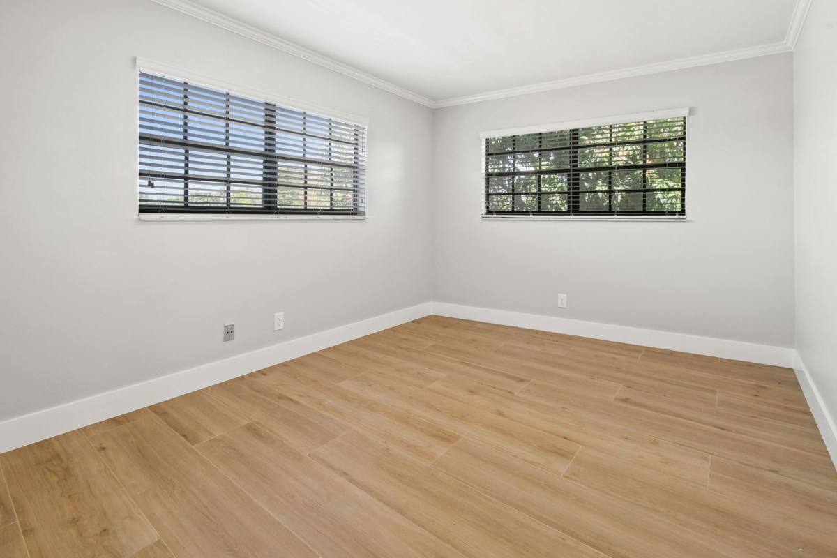 Apartment for rent at 318-324 Southwind Dr, North Palm Beach, FL 33408