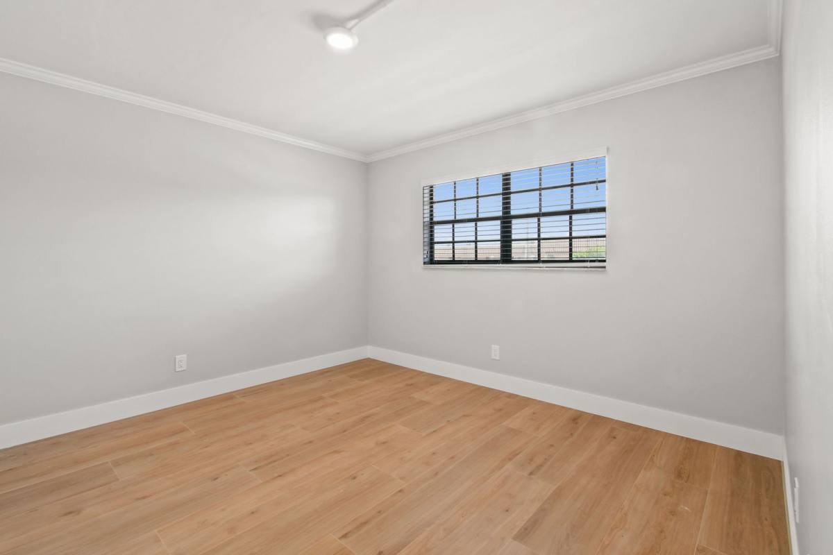 Apartment for rent at 318-324 Southwind Dr, North Palm Beach, FL 33408