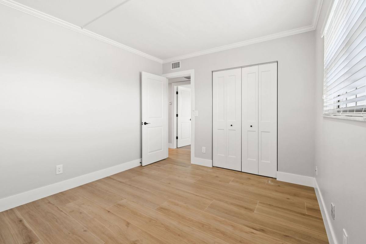Apartment for rent at 318-324 Southwind Dr, North Palm Beach, FL 33408