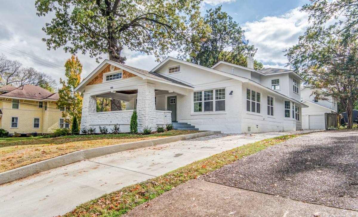 House for rent at 1781 Forrest Ave, Memphis, TN 38112