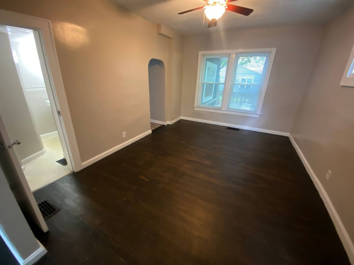 Apartment for rent at 428 E Lane Ave, Columbus, OH 43201