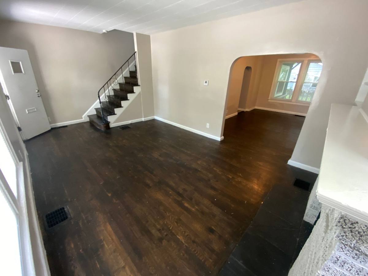Apartment for rent at 428 E Lane Ave, Columbus, OH 43201