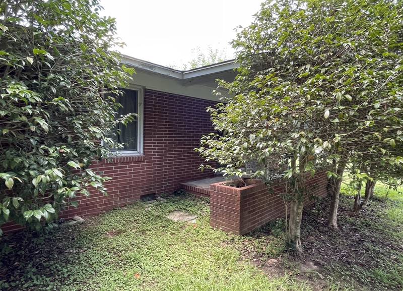 House for rent at 1096 Nc 56 Highway, Louisburg, NC 27549