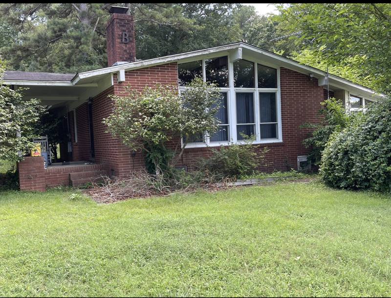 House for rent at 1096 Nc 56 Highway, Louisburg, NC 27549