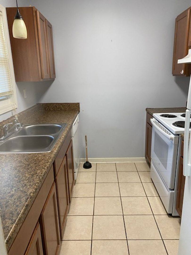 Apartment for rent at 6015 Warm Springs Court, Columbus, GA 31909